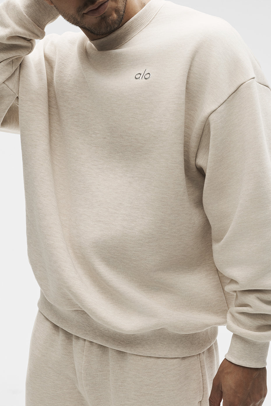 Accolade Crew Neck Pullover - Oatmeal Heather Man