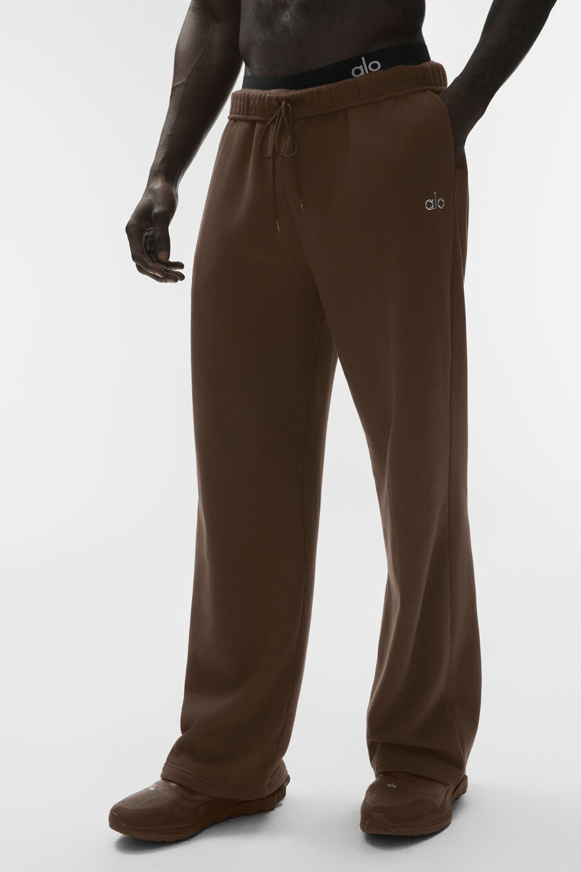 Accolade Straight Leg Sweatpant - Espresso Man