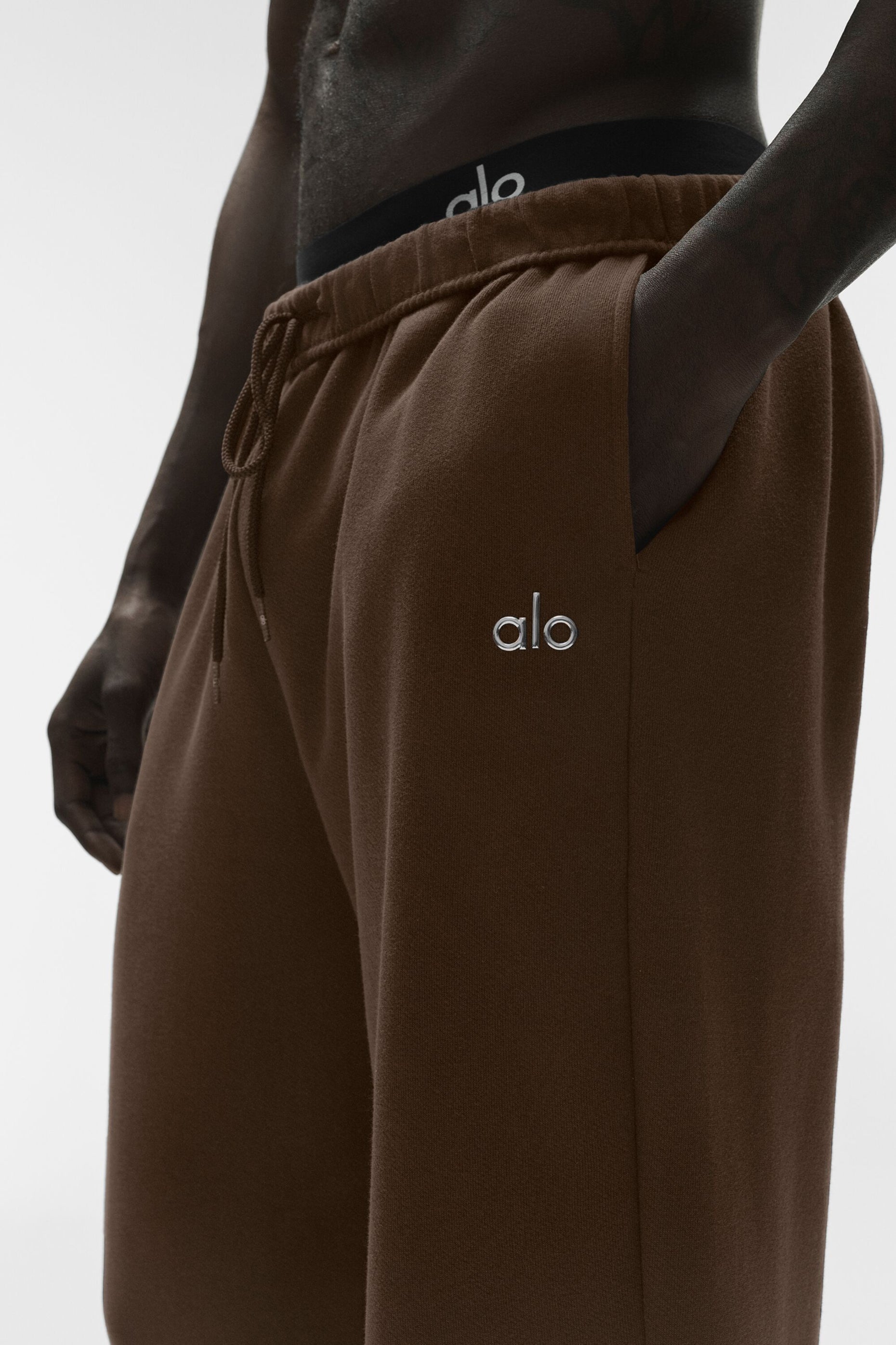 Accolade Straight Leg Sweatpant - Espresso Man