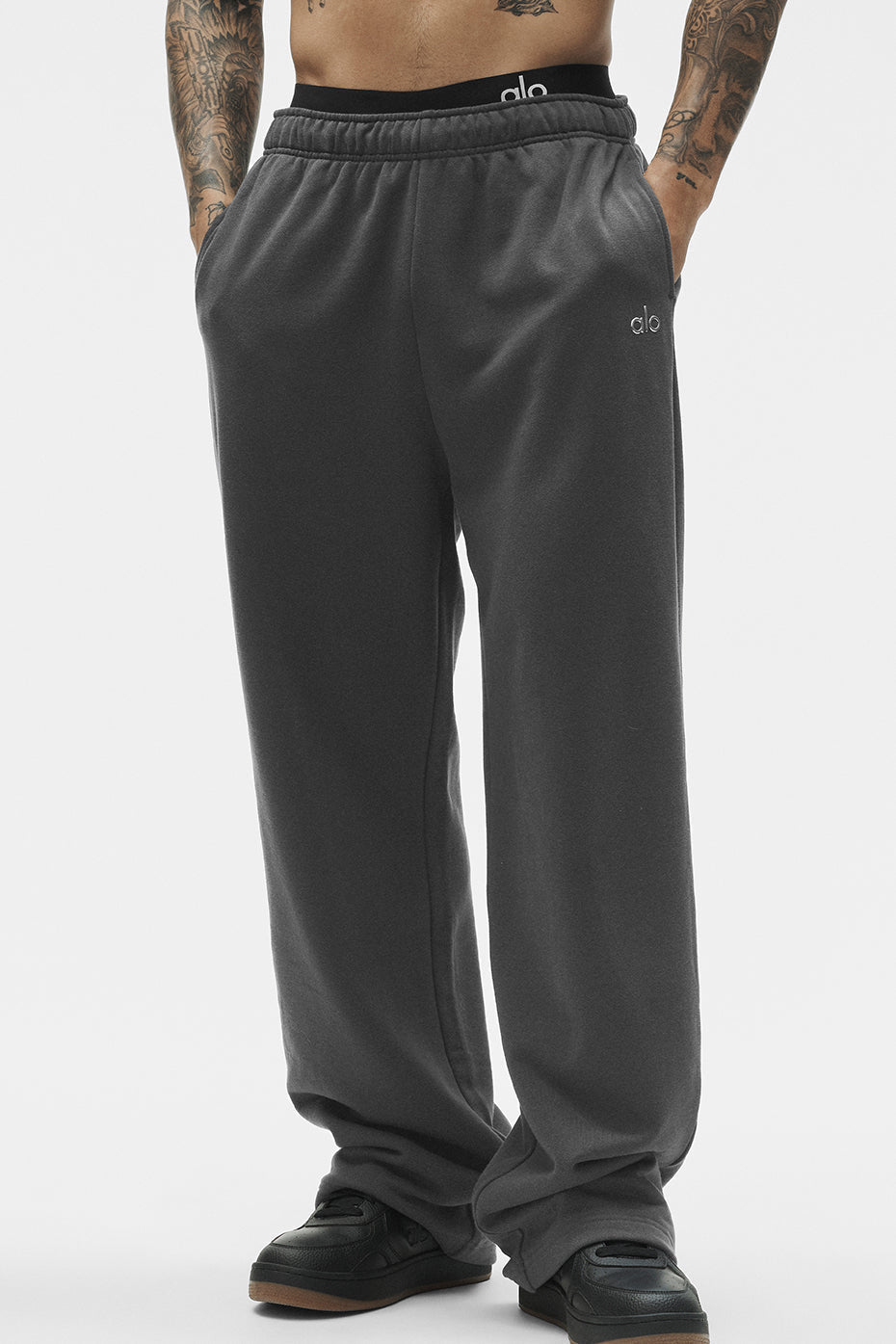 Accolade Straight Leg Sweatpant - Anthracite Man