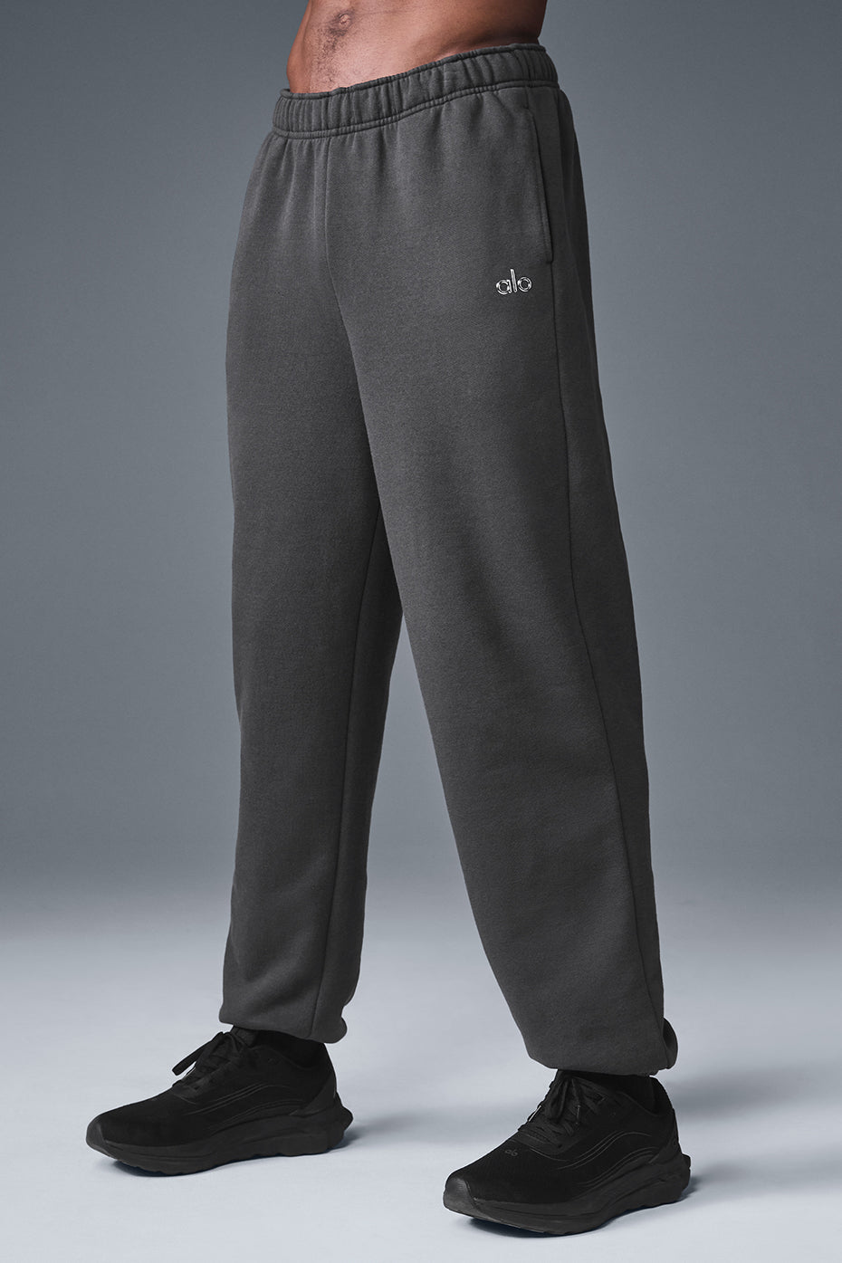 Accolade Sweatpant - Anthracite Man