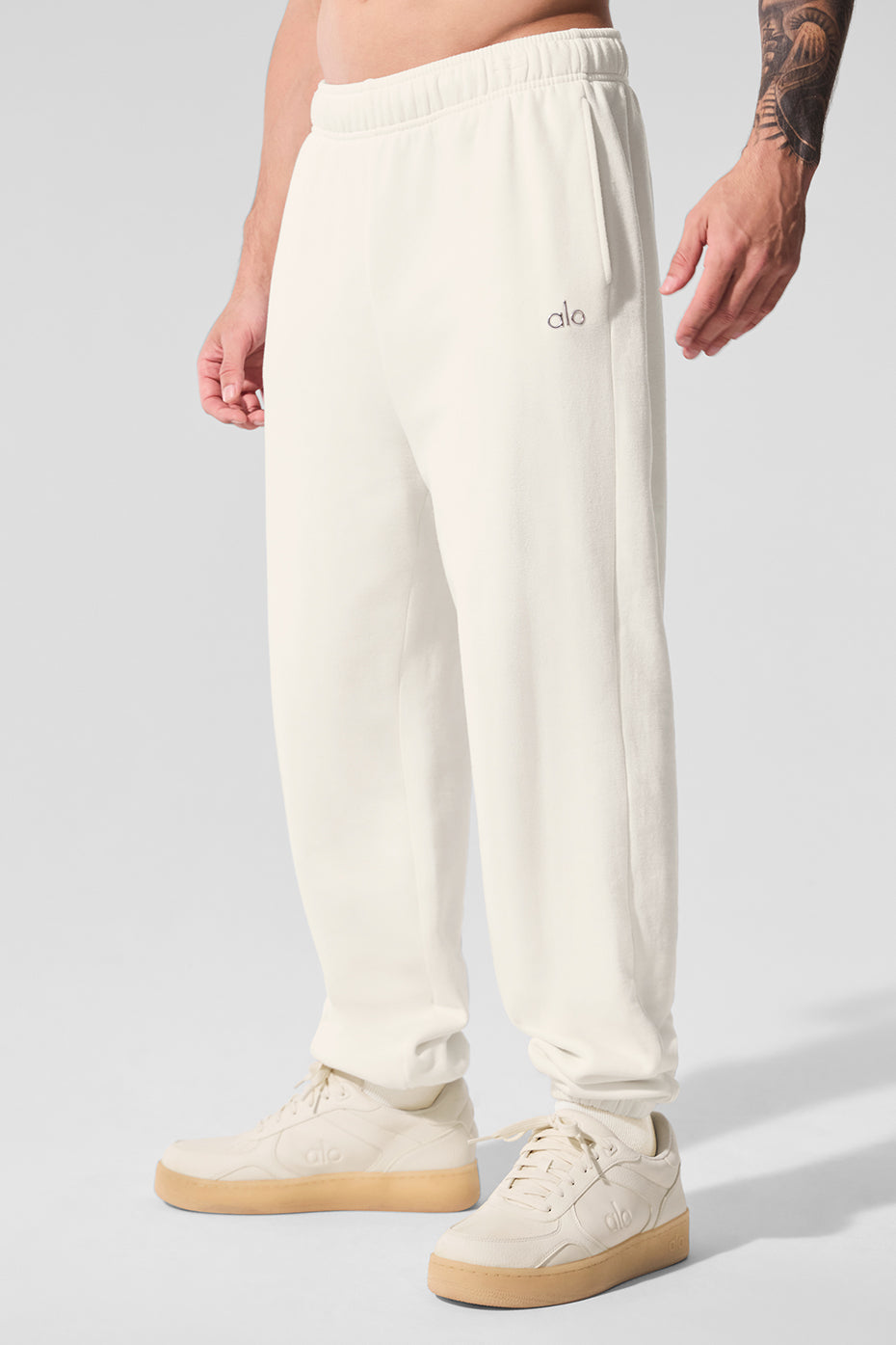 Accolade Sweatpant - Ivory Man