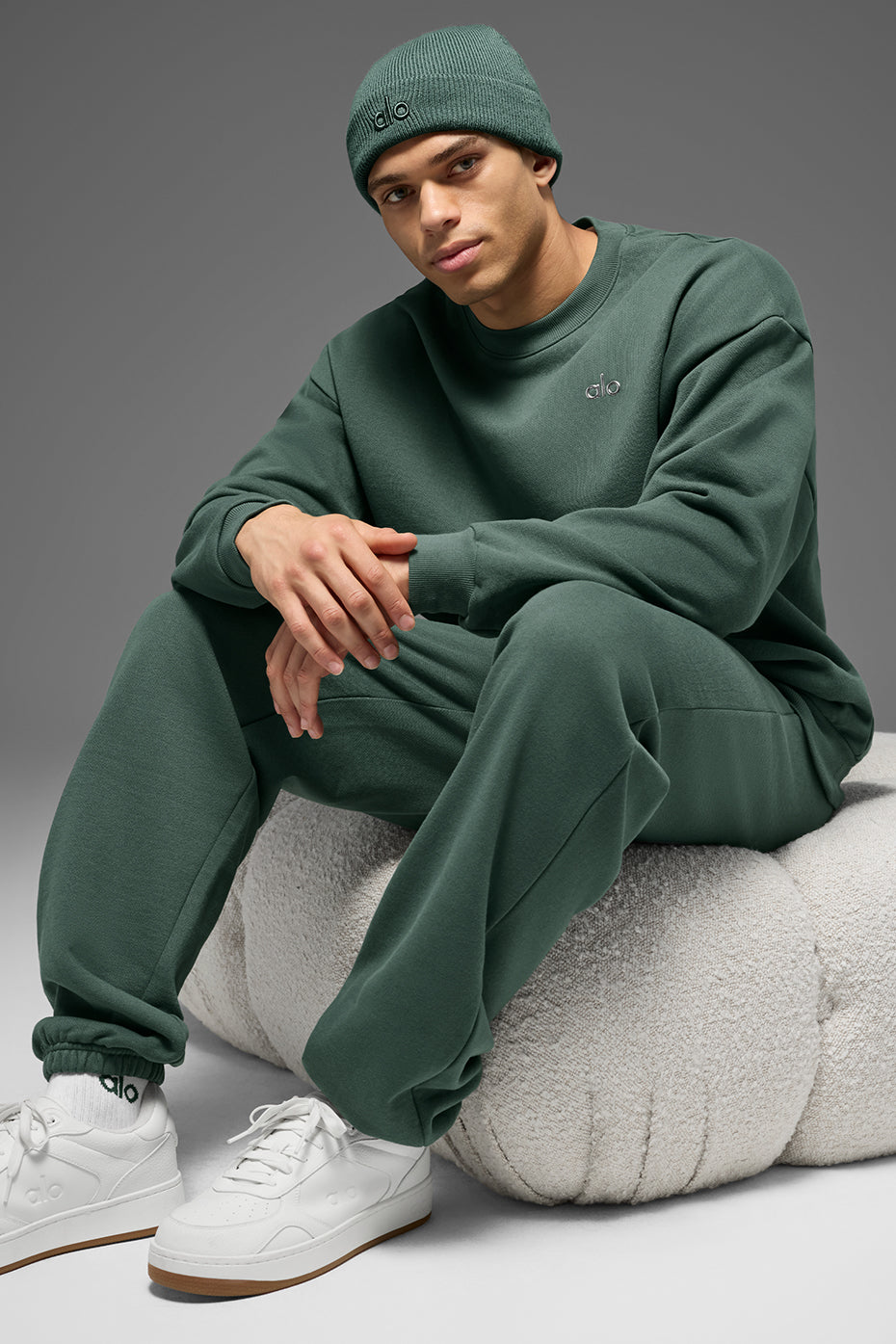 Accolade Sweatpant - Clover Green Man